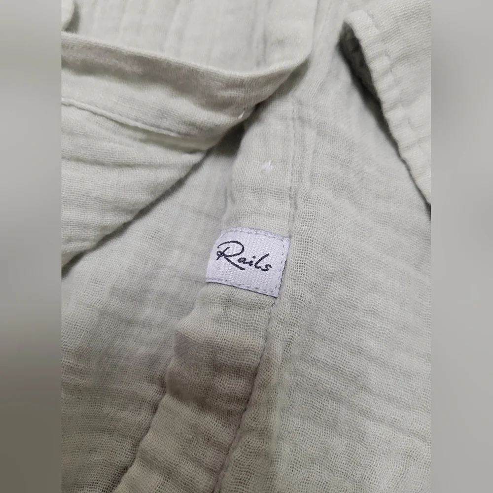 Women's Rails Button-Up Shirt - Picture 3 of 6